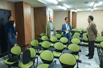 بازدید رئیس دانشگاه از مرکز آموزشی درمانی شهید دکتر بهشت
