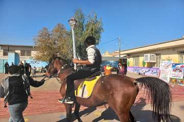 المپیاد ورزشی و بازی های بومی محلی در مدرسه شهید مطهری آران و بیدگل برگزار شد