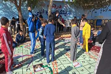 المپیاد ورزشی و بازی های بومی محلی در مدرسه شهید مطهری آران و بیدگل برگزار شد