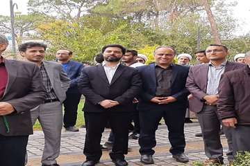 حضور مسئولان و کارکنان دانشگاه در مراسم یوم الله ۱۳ ابان