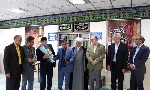 دیدار اعضای شورای اسلامی شهر و شهردارکاشان با رئیس دانشگاه 