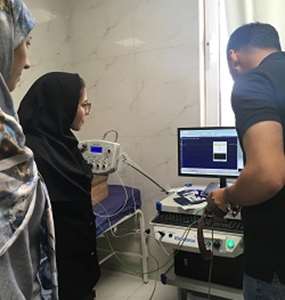بیمارستان ثامن الحجج(ع) آران و بیدگل به دستگاه نوار عصب و عضله مجهز شد 