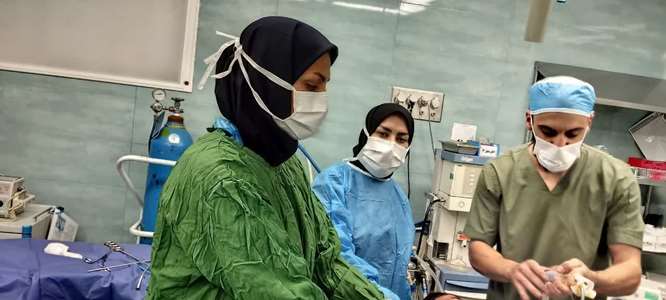 انجام اعمال جراحی گوش و حلق و بینی در بیمارستان ثامن الحجج(ع) آران و بیدگل 