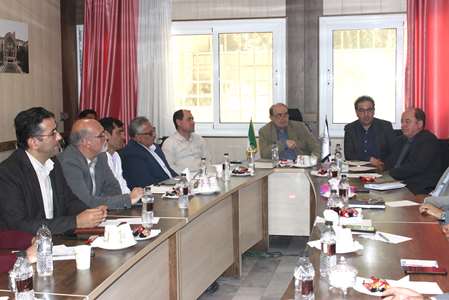 سومین جلسه بررسی مشکلات بیمارستان  شهید دکتر بهشتی با حضور رئیس دانشگاه برگزار شد 