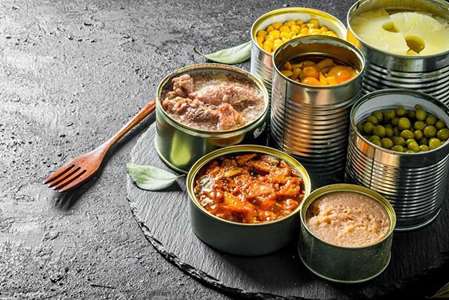 مصرف کنسروهای دارای برآمدگی یا زنگ‌زدگی سلامت را تهدید می‌کند 